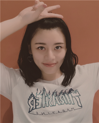 邓思溢_副本.jpg