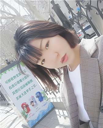 姜涵瑜生活照_副本.jpg