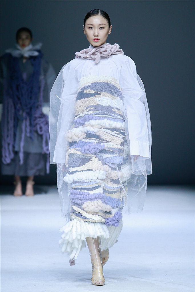 浙江纺织服装职业技术学院中英时尚设计学院-3 倪聪.jpg